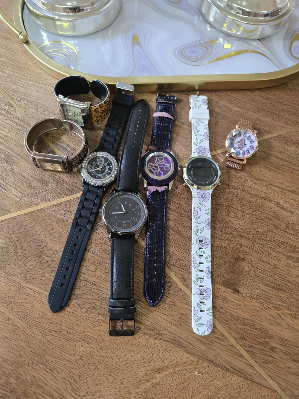 Men's Black Leather Strap Wristwatch - Classic Black Bulk Watches Not Working